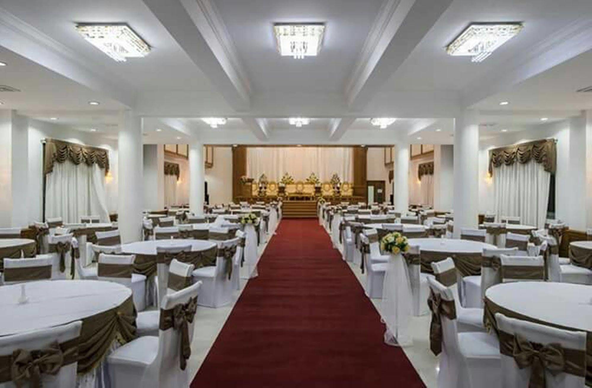 Hotel Shwe Nann Htike 핀우린 외부 사진